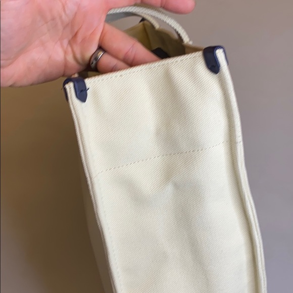 Draper James Dolly Tote - Picture 10 of 15